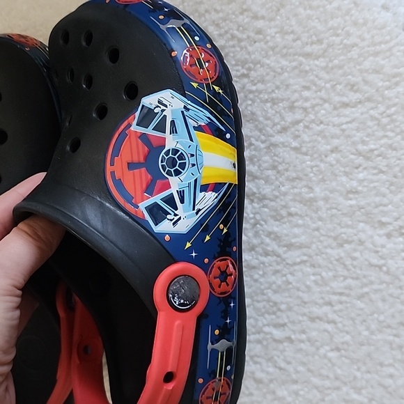 Star Wars Crocs - Picture 3 of 6